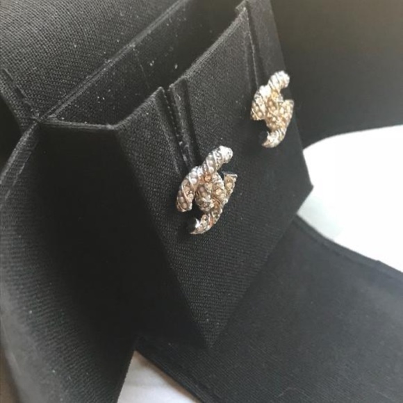 Chanel Cc Stud Earrings - Picture 6 of 15